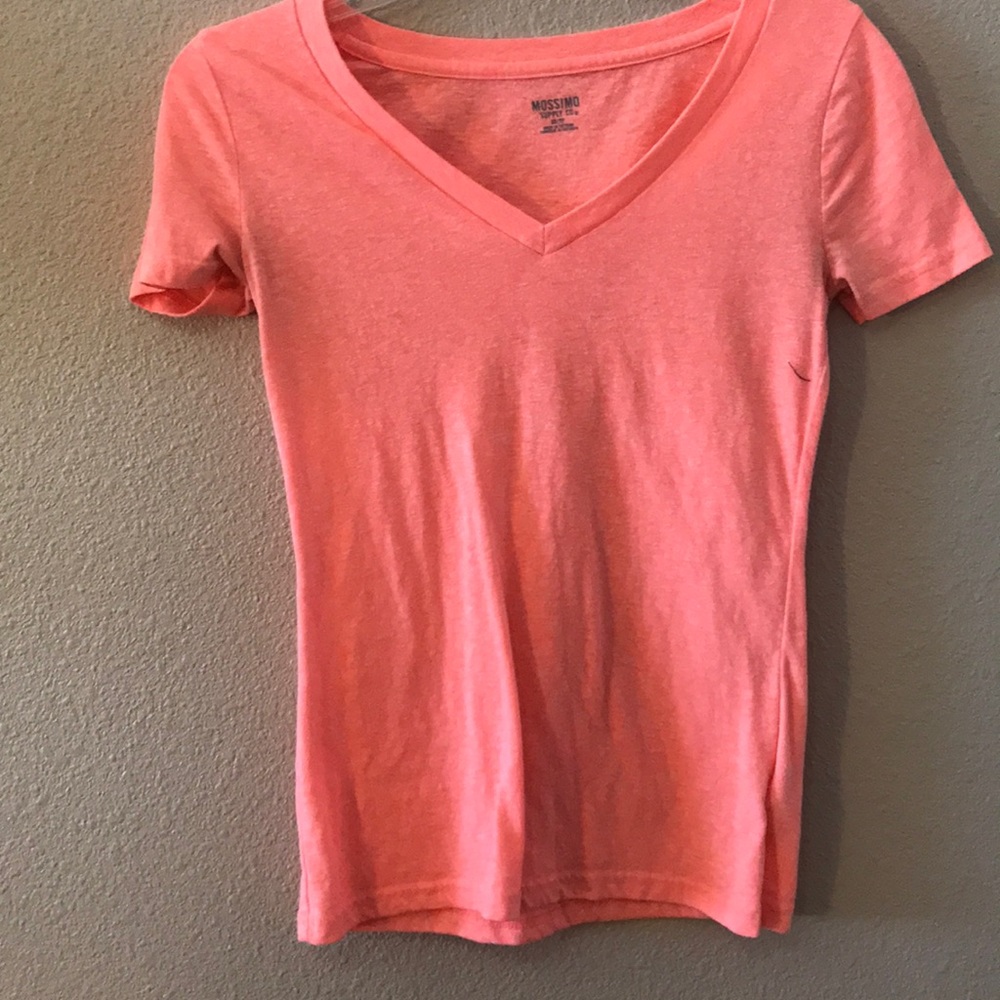 Tee shirt